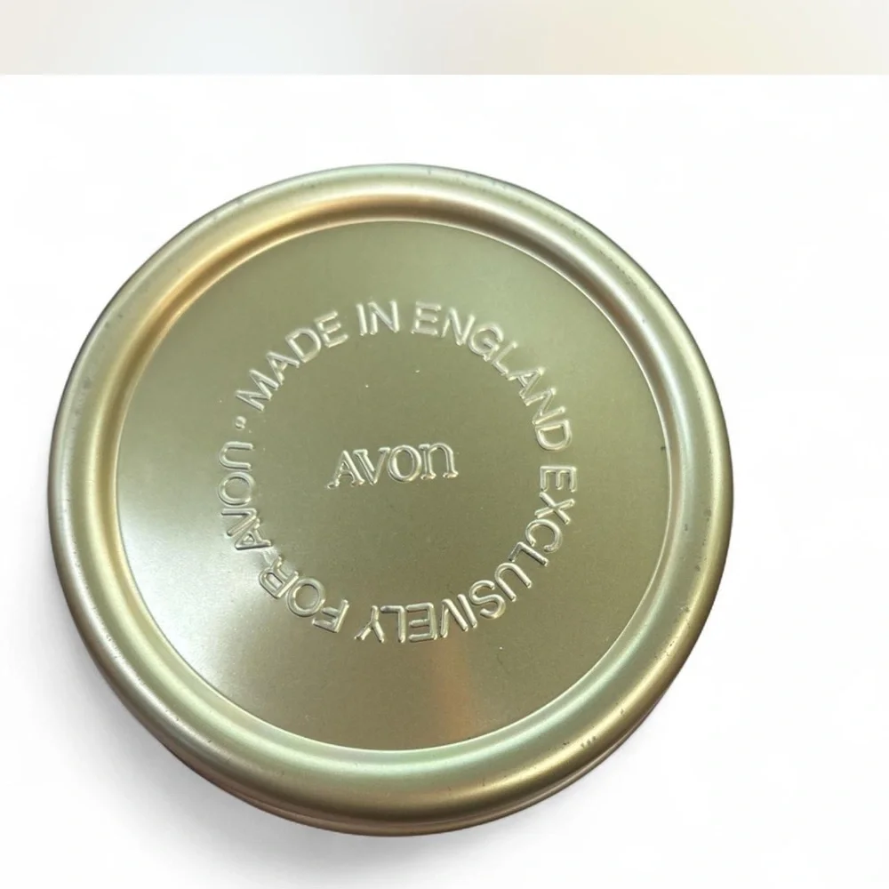 Avon Gold Perpetual Calendar Tin with White Soap